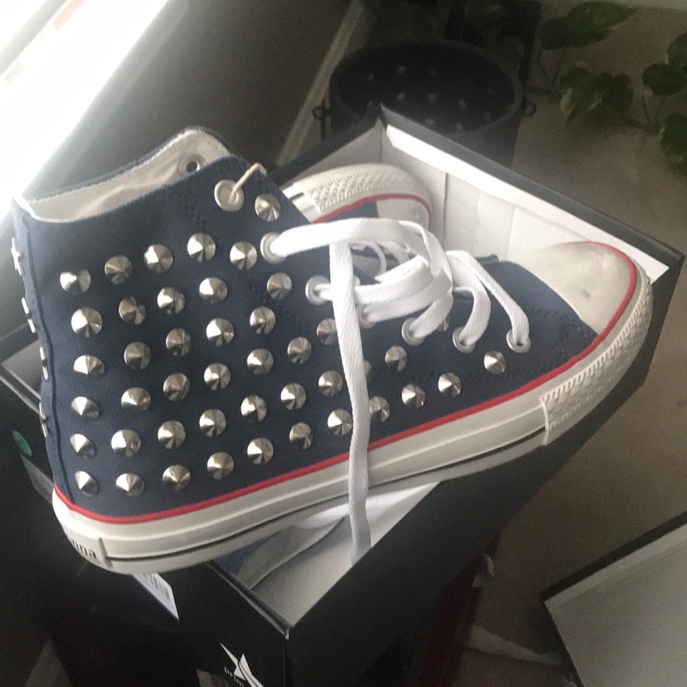 Casually cute fashion forward primadonna High tops